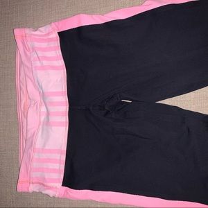 *SOLD****Pink outlined lululemons